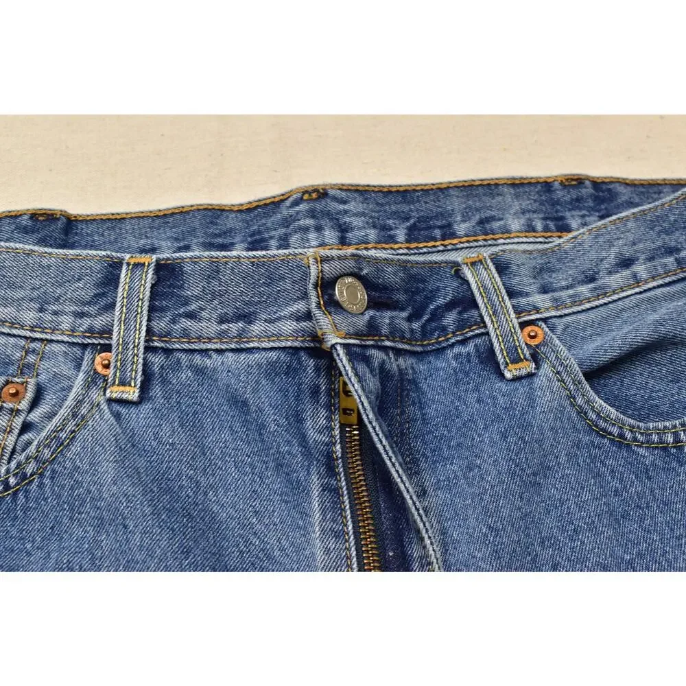 Levi's 550 Relaxed Fit Men's Jeans Blue 38x36 Medium Wash Denim Retro Style